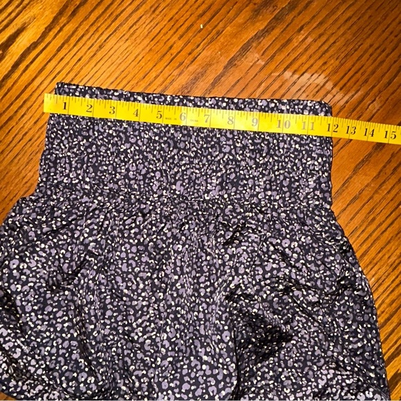 FP Free People Movement The Way Home Leopard Print Athletic Shorts Size S - Picture 10 of 12